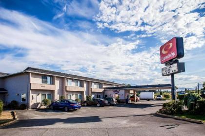 Econo Lodge Washington Harbor - image 2