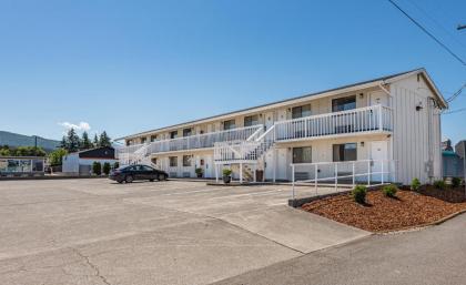 Sundowner Motel Sequim - image 6