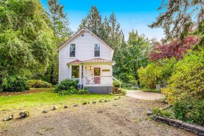 Peaceful Farm Rental in Sequim - image 5