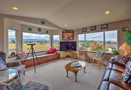 Charming Sequim House with Olympic Peninsula Views