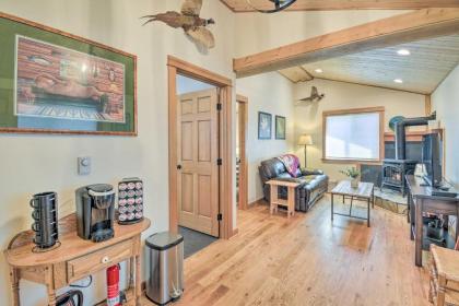 Sequim Condo Olympic Discovery Trail Access! - image 9