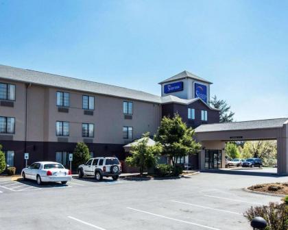 Sleep Inn Sevierville - image 4