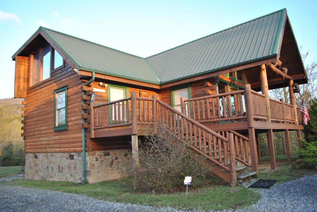 Far Horizon Cabin - main image