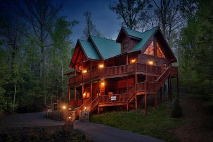 Smoky mountain Getaway Sevierville Tennessee