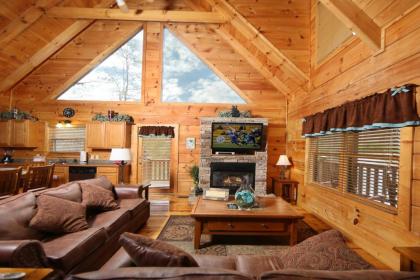 Smoky Mountain Getaway - image 2