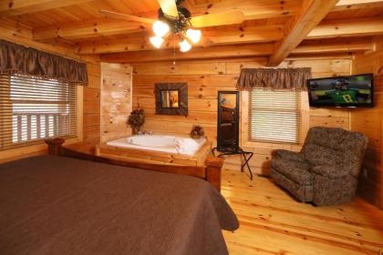 Smoky Mountain Getaway - image 4