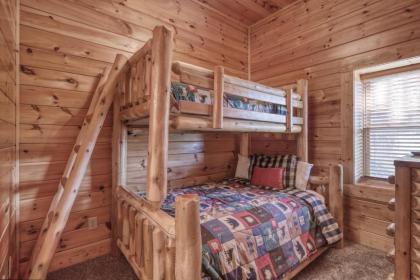 Dream Come True #555 by Aunt Bug's Cabin Rentals - image 4