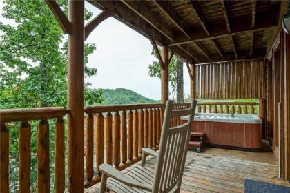 Mountain Seduction 2 Bedrooms Sleeps 16 Views Foosball Jacuzzi WiFi - image 3