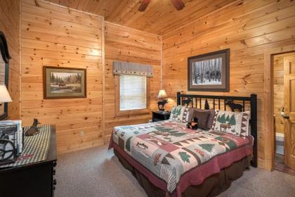 Bear Creek Falls Retreat - image 4