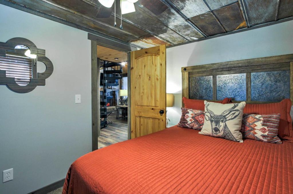 Smoky Mountain Loft - image 2