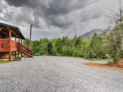 Log Cabin Studio in Sevierville with Deck and Hot Tub! - image 2