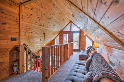 Above and Beyond Pigeon Forge Cabin with Prime Views! - image 3