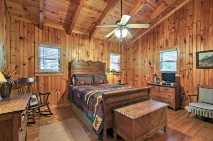 Smoky Mountain Cabin with View From Hot Tub and Deck! - image 5