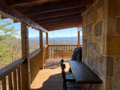 Custom mtn Cabin with Hot tub 7 mi to Pigeon Forge Sevierville