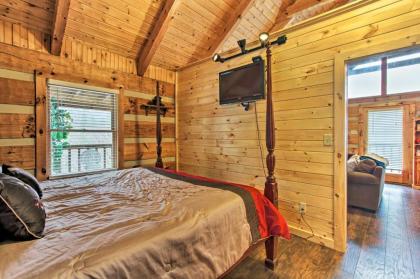 Custom Mtn Cabin with Hot Tub 7 Mi to Pigeon Forge! - image 4