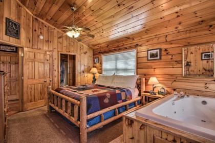 Hidden Springs Cabin with Hot Tub 2 Mi to Dollywood! - image 5