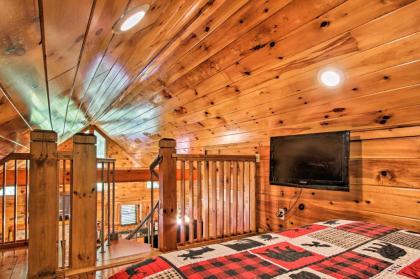 Explore Pigeon Forge Charming Cabin with Hot Tub! - image 4