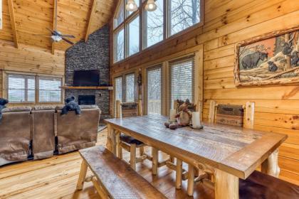 Black Bear Lodge - image 3