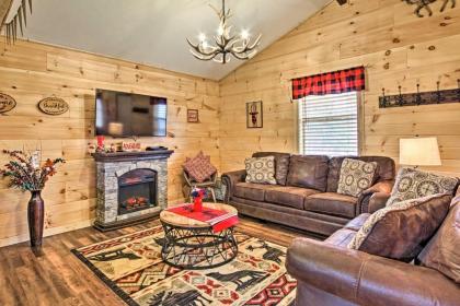 Red Moose Lodge Mtn Getaway with Hot Tub and Deck! - image 3