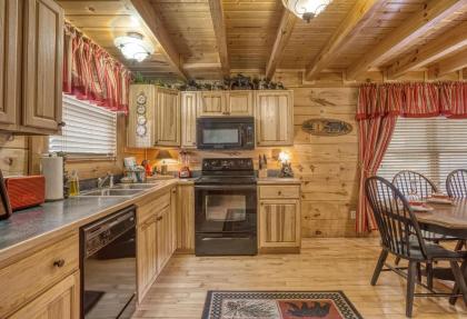 Absolutely Wonderful #304 by Aunt Bug's Cabin Rentals - image 13