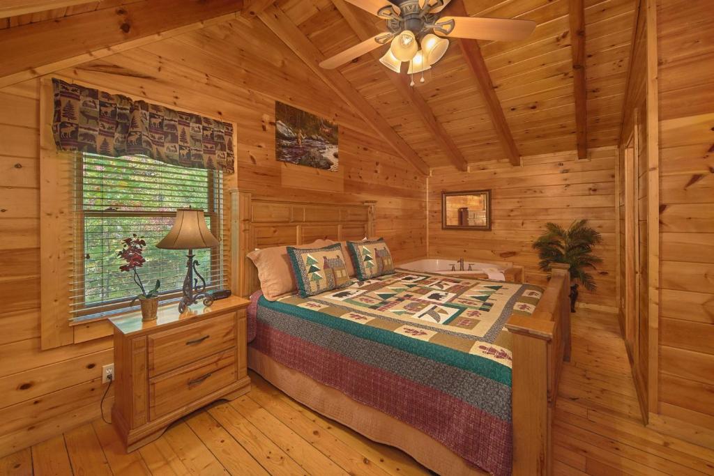 Heavenly Hideaway #256 by Aunt Bug's Cabin Rentals - image 6