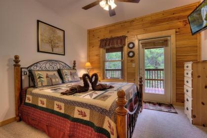 Serenity Now #370 by Aunt Bug's Cabin Rentals - image 9