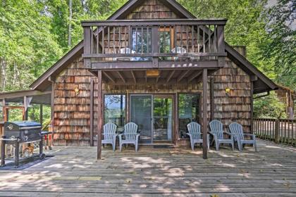 Rustic Cabin with Outdoor Haven in Sevierville!