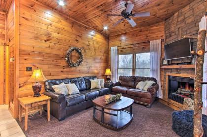 Sevierville Cabin with Home Theater Hot Tub and Deck! - image 6