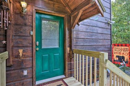 Panoramic Mtn Views Scenic Cabin with Hot Tub! - image 18