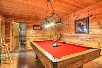 Panoramic Mtn Views Scenic Cabin with Hot Tub! - image 5