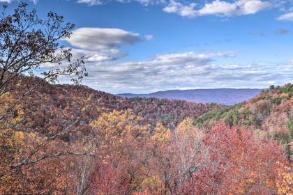 Mountain Dreams - Spacious Retreat with Views - image 11