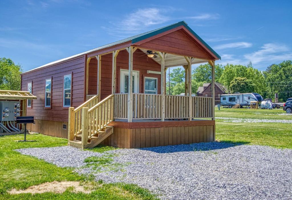 Bunk House cabin - image 2