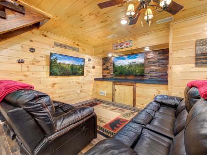 Waldens Creek Lodge 4BRs Hot Tub Game Room Wifi Sleeps 12 - image 13