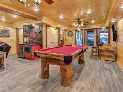 Waldens Creek Lodge 4BRs Hot Tub Game Room Wifi Sleeps 12 - image 14