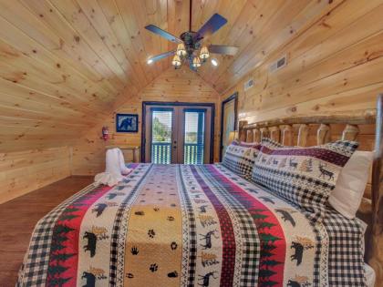 Waldens Creek Lodge 4BRs Hot Tub Game Room Wifi Sleeps 12 - image 15