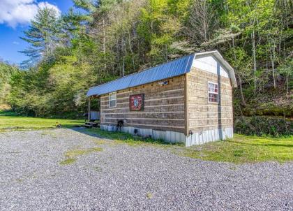 The Tiny Barn - image 10