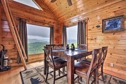 Million Mile View Cabin with Games and Mtn View - image 5