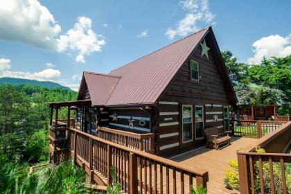 Bear Claw Cove - hot tub jacuzzi fireplace view - image 1