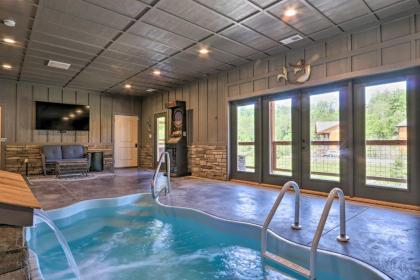 Smoky Mtn Peaceful Paradise with Indoor Pool! - image 18