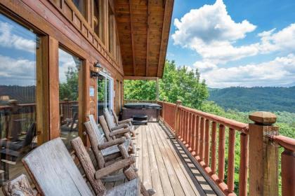 Peaks of Blue with Hot Tub and Theater Room - image 2