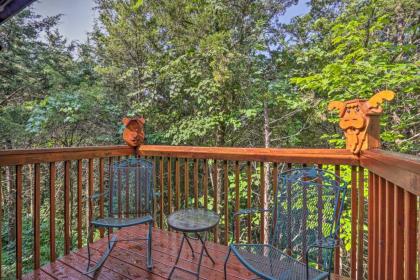 Sevierville Cabin with Furnished Deck and Balcony - image 3