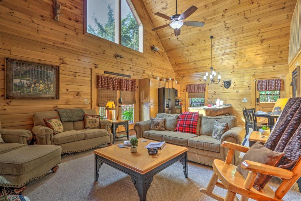 Sevierville Cabin with Furnished Deck and Balcony - image 4