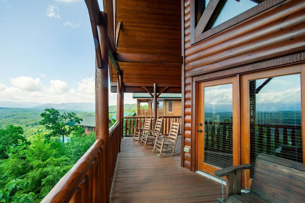 Above It All with Mountain Views Hot Tub and Theater Room - main image