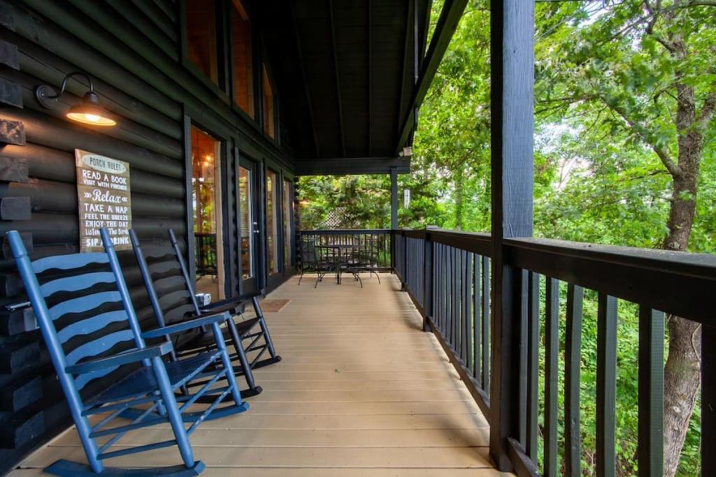 Little Cove Lookout with Views Hot Tub and Game Room - image 5