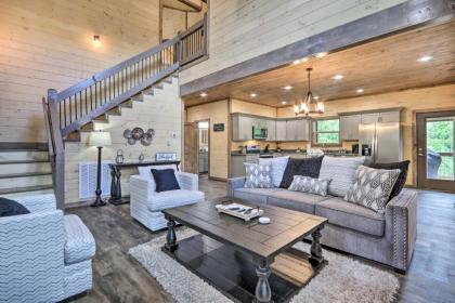 Smoky Cove Cabin with Private Hot Tub and Views! - image 14