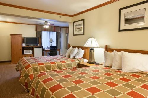 Best Western Plus Edgewater Hotel - image 5