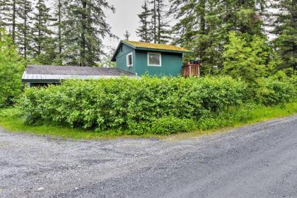 Seward Studio with Deck Outdoor Dining and Mtn Views! - image 14