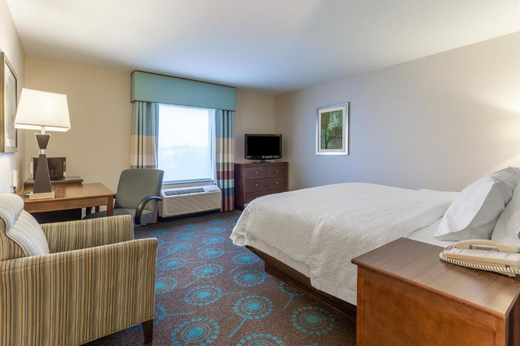 Hampton Inn Minneapolis/Shakopee - image 4