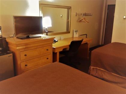 Travelodge by Wyndham Valleyfair Shakopee - image 10