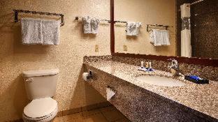 Best Western Plus Shamrock Inn & Suites - image 2